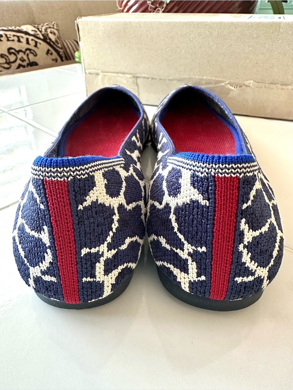 Rothy’s The Point Indigo Giraffe Flats Size 10 Limited Edition Blue - Picture 6 of 8